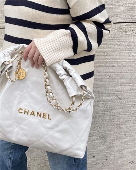 22 bags|chanel 22 price.